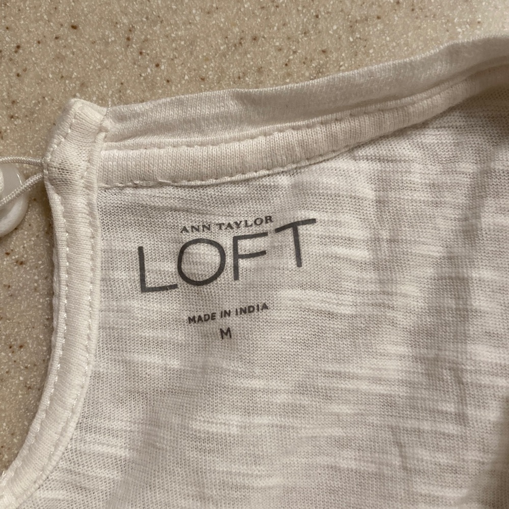 Ann Taylor LOFT White Eyelet Short Sleeve Tee Women Size M - Picture 4 of 11